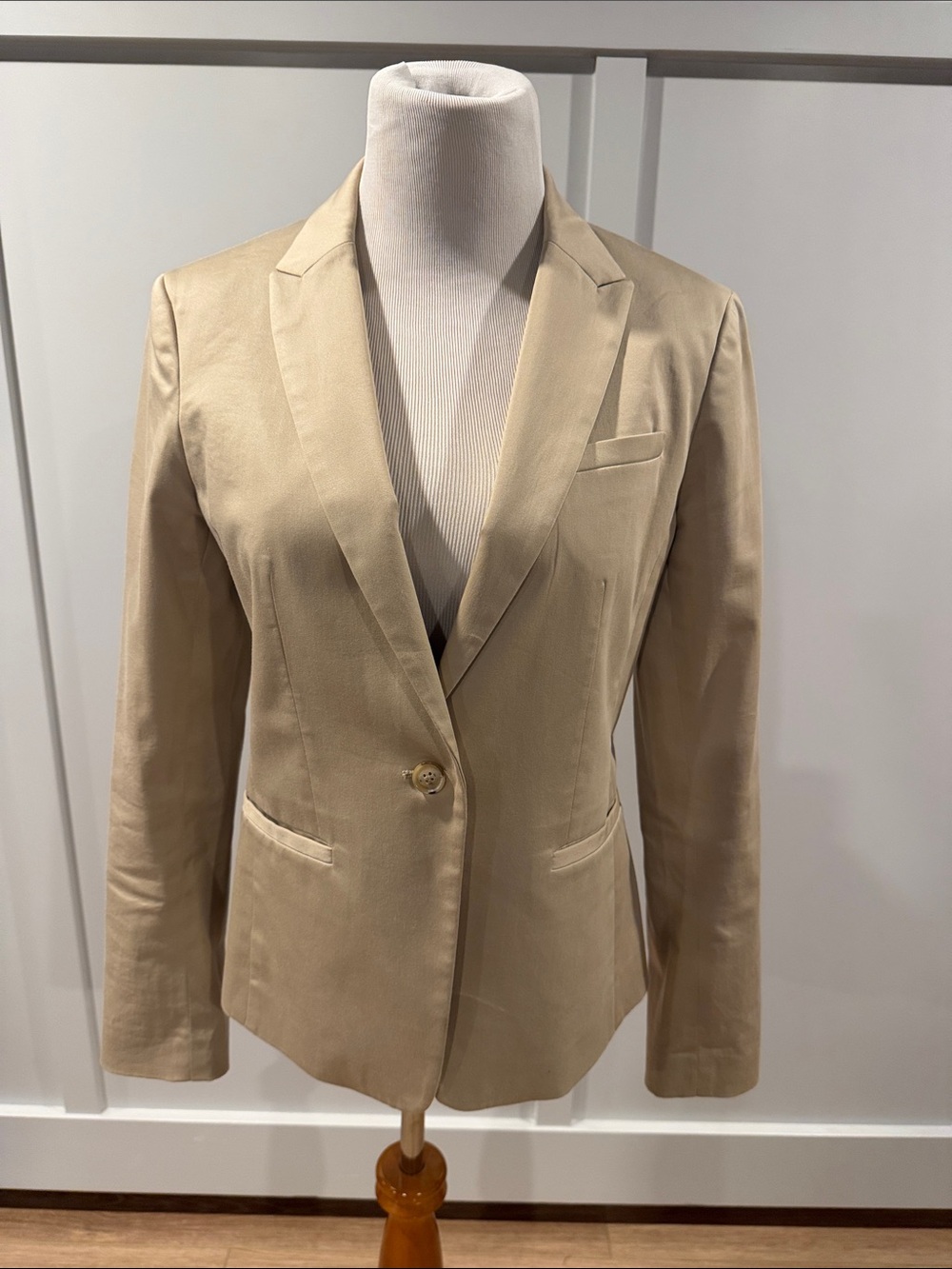 Banana Republic tan Jacket with Cream Lining